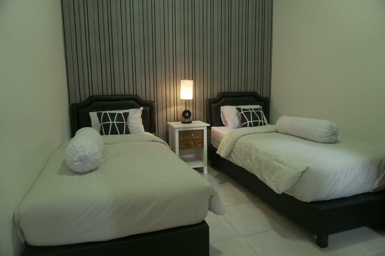 Sayana Homestay Sleman  Exterior photo